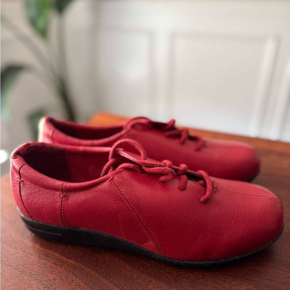 Dr. Scholl's Advanced Comfort Oxford Women’s Shoe Red Leather 10 W Lace up